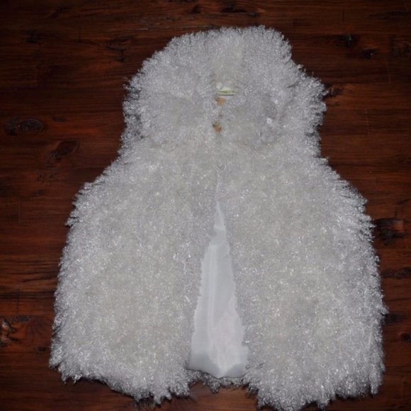 Faux Fur Vest - Picture 3 of 7